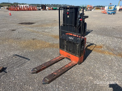 2009 Toyota 7HBW23 4500 lb Electric Palletwagen