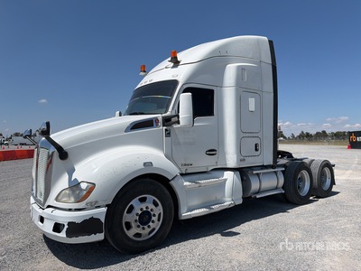 2020 Kenworth T680 6x4 Tractocamion con Dormitorio / 3- Achs Sattelzugmaschine mit Schlafkabine