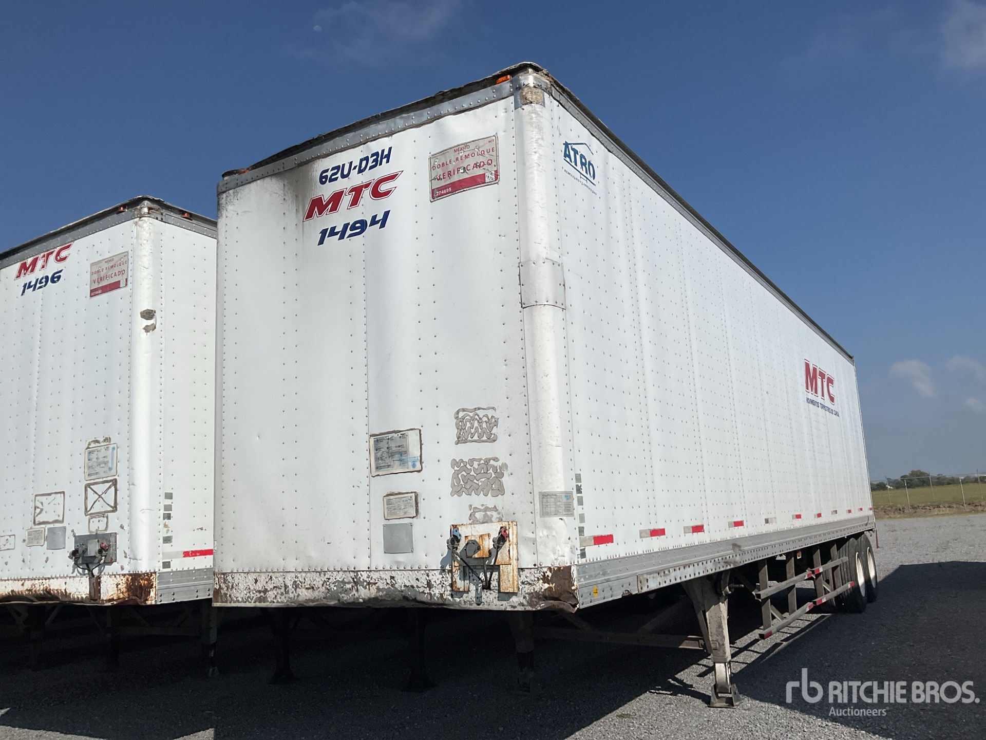 2017 Atro 40 ft x 102 in T/A Caja Seca / Van Trailer