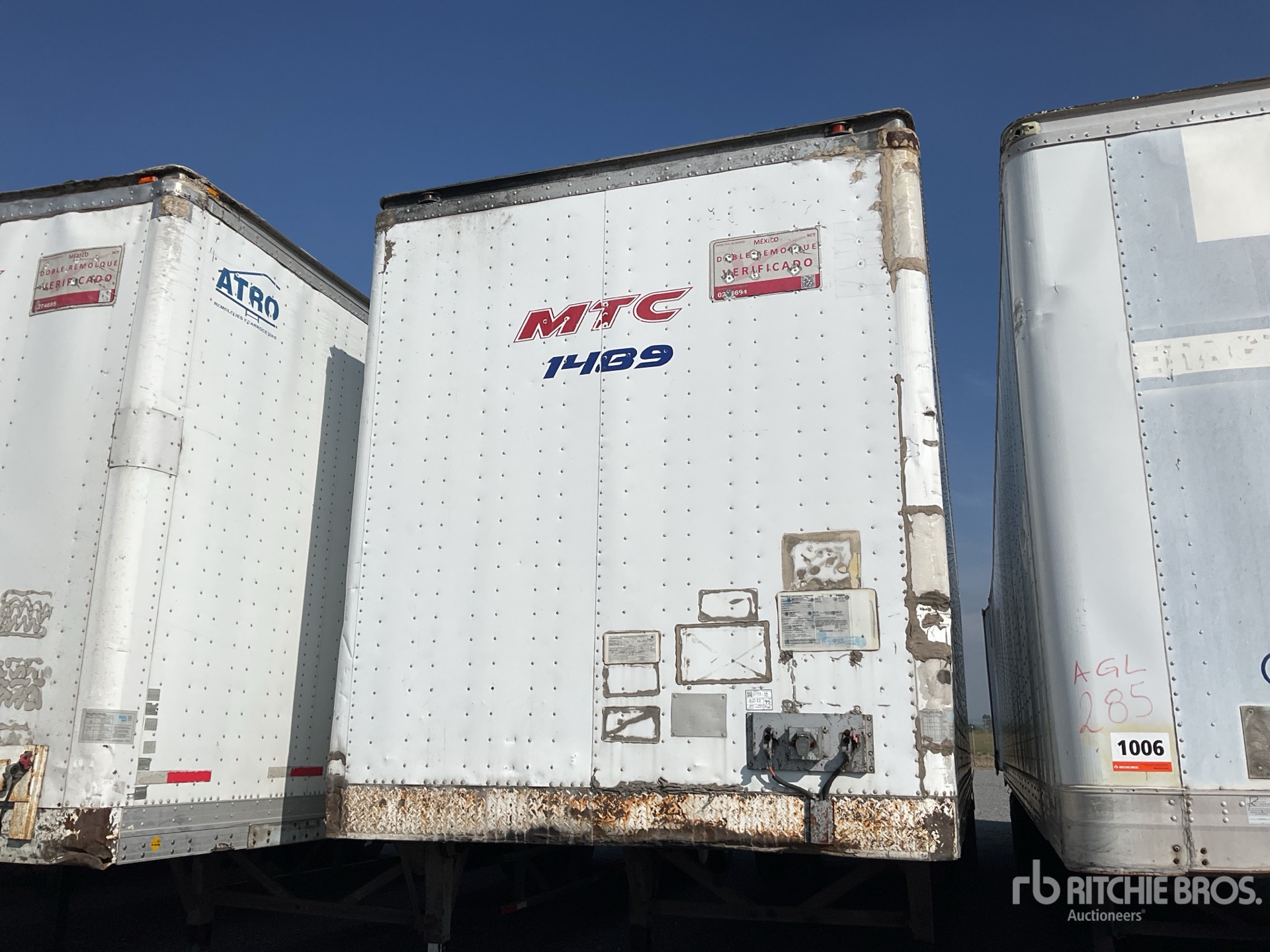 2017 CARROCERIAS ATRO 40 ft x 102 in T/A Caja Seca / Van Trailer