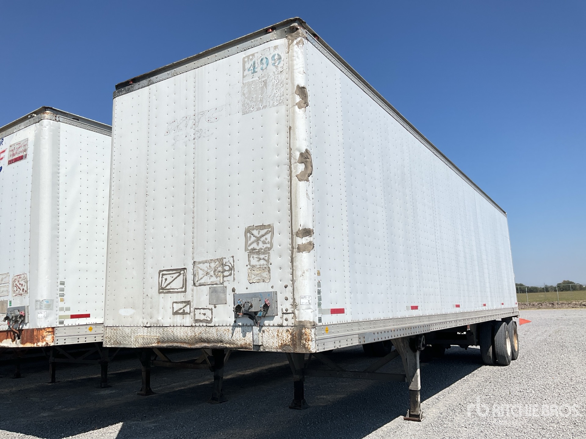 2017 Atro 40 ft x 102 in T/A Caja Seca / Van Trailer