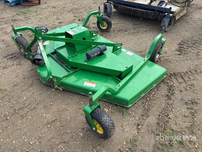 John Deere Y750R 86 in Broyeur a Lame