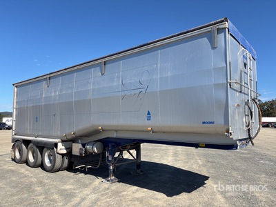 2022 Moore 9.9 m Tri/A Step Deck エンドダンプトレーラー