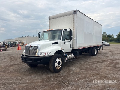 2019 International 4300 4x2 Furgonetka