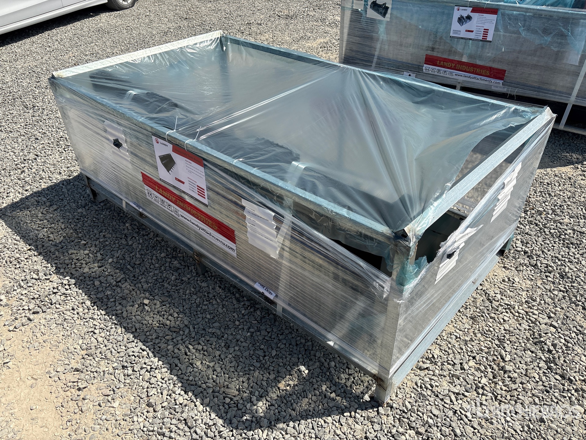 2026 LANDY 4IN1B72 72 in Multi-Purpose Skid Steer Bucket (Unused)