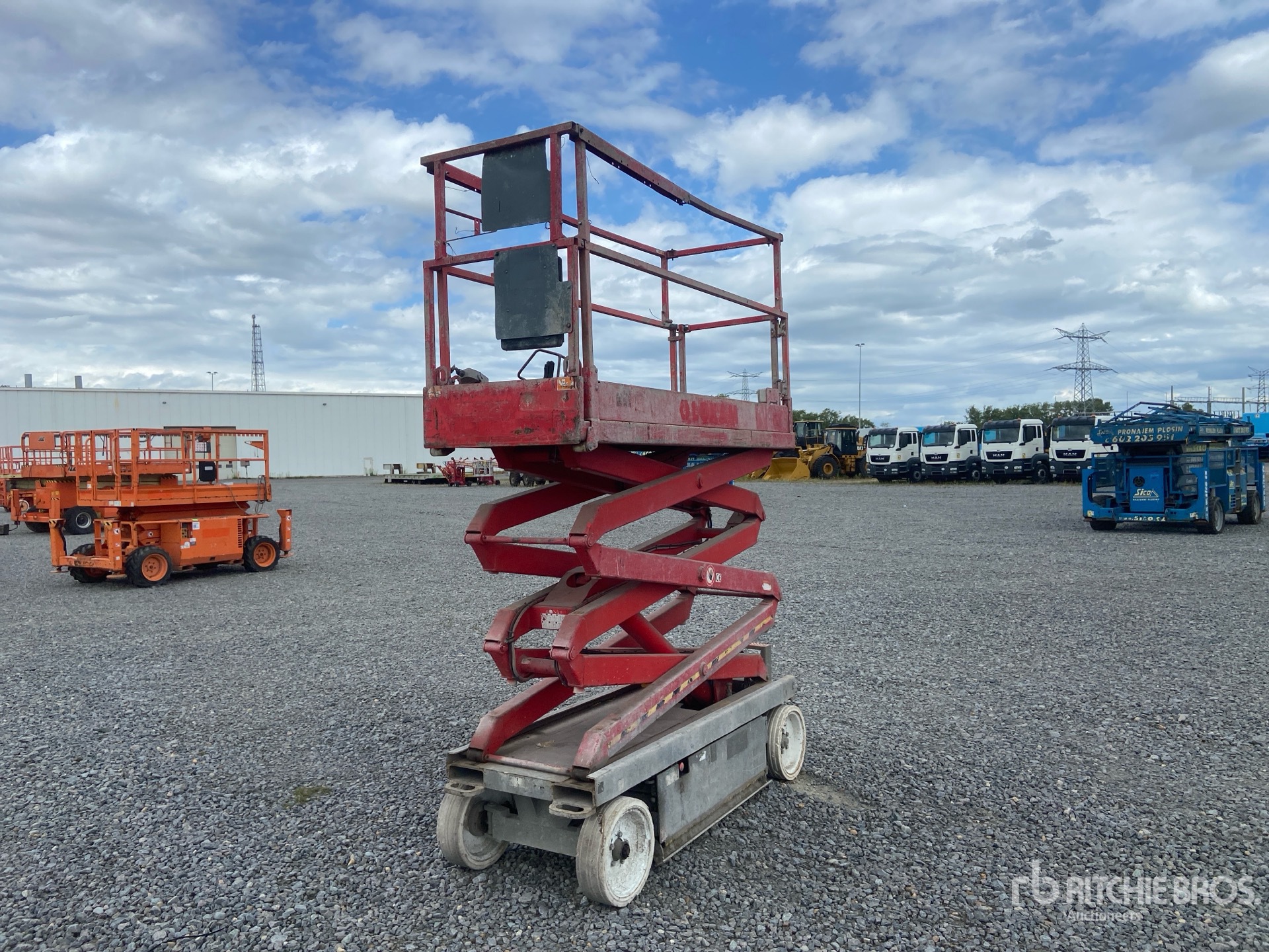 2013 Skyjack SJII3220 Electric Scissor Lift