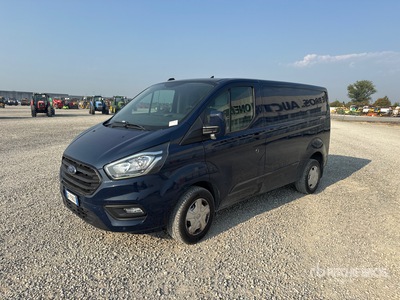 2018 Ford Transit Van Truck