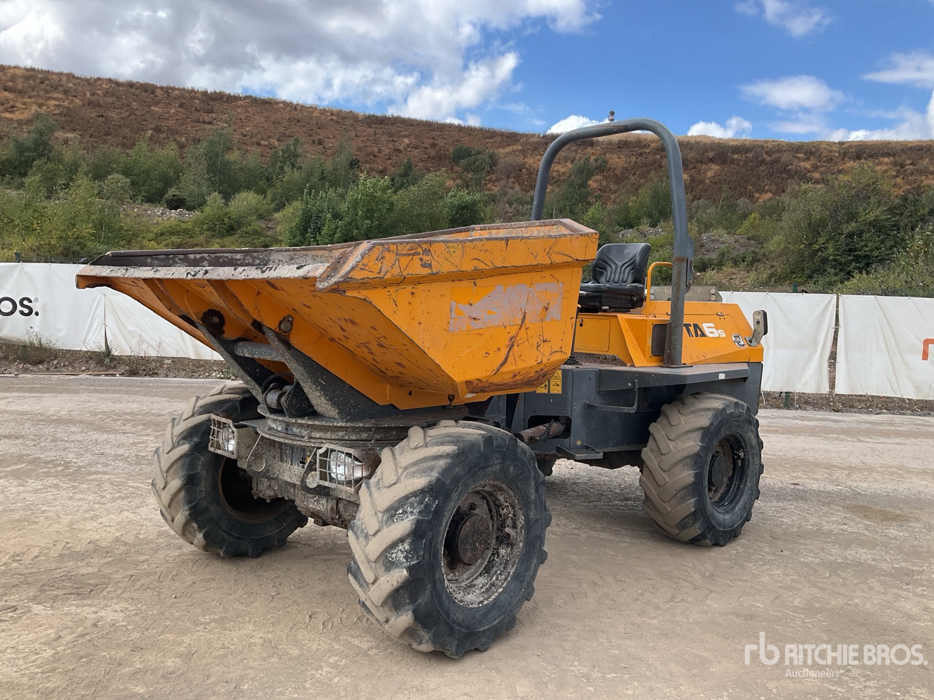 2013 Terex 6 Ton 4x4 Swivel Dumper