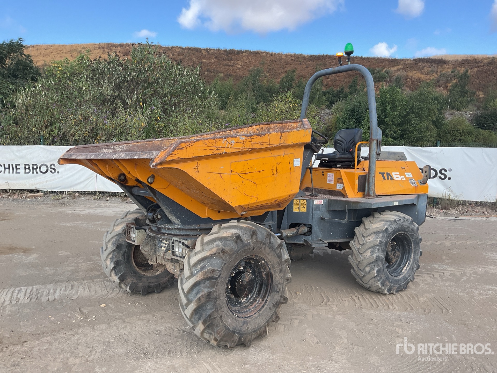 2013 Terex 6 Ton 4x4 Swivel Dumper