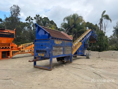 2022 Precision Screen Scorpion Wheeled を見 Pugmill Blending Machine