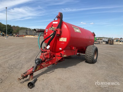 2004 Herbst 1600 gal S/A S/A 1,600-Litre Towable. Water Tank Trailer