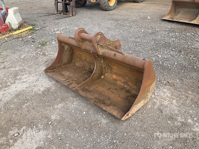 Strickland 1800 mm Cleanup Bucket