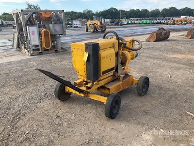 Selwood T/A Towable. Pompe à eau