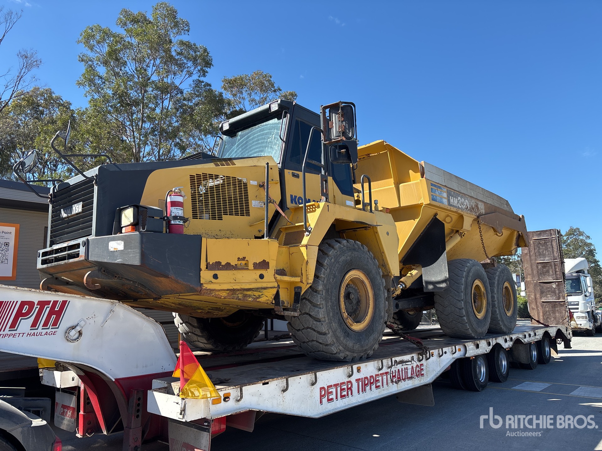 2009 Komatsu HM300-2 Articulated Dump Truck