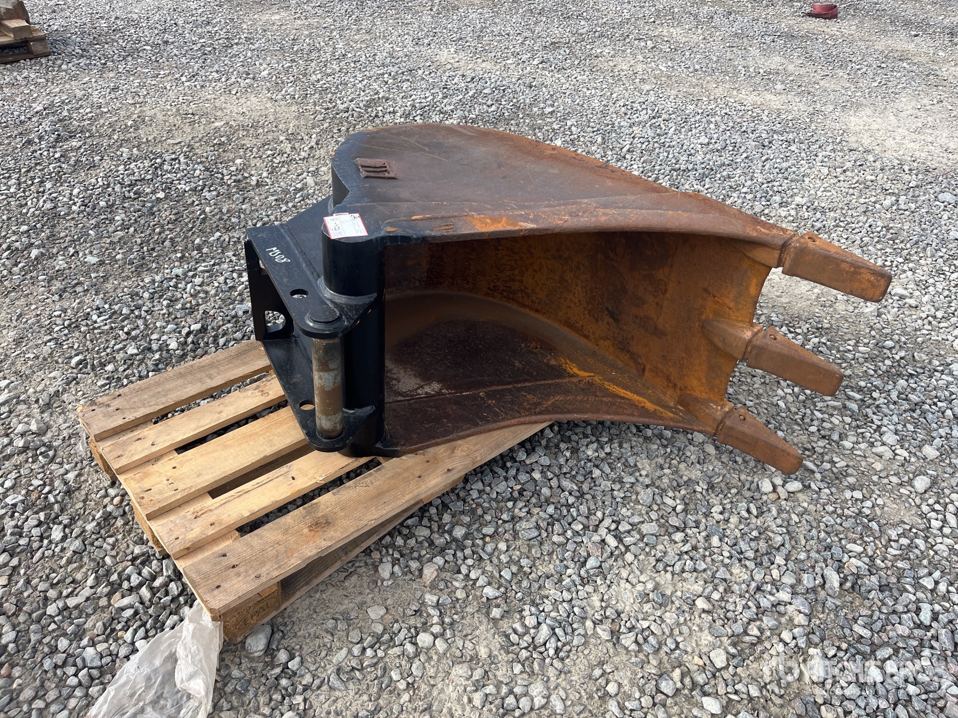 600 mm Q/C Digging UTL800 ZFE , MS03 Symlock Bucket