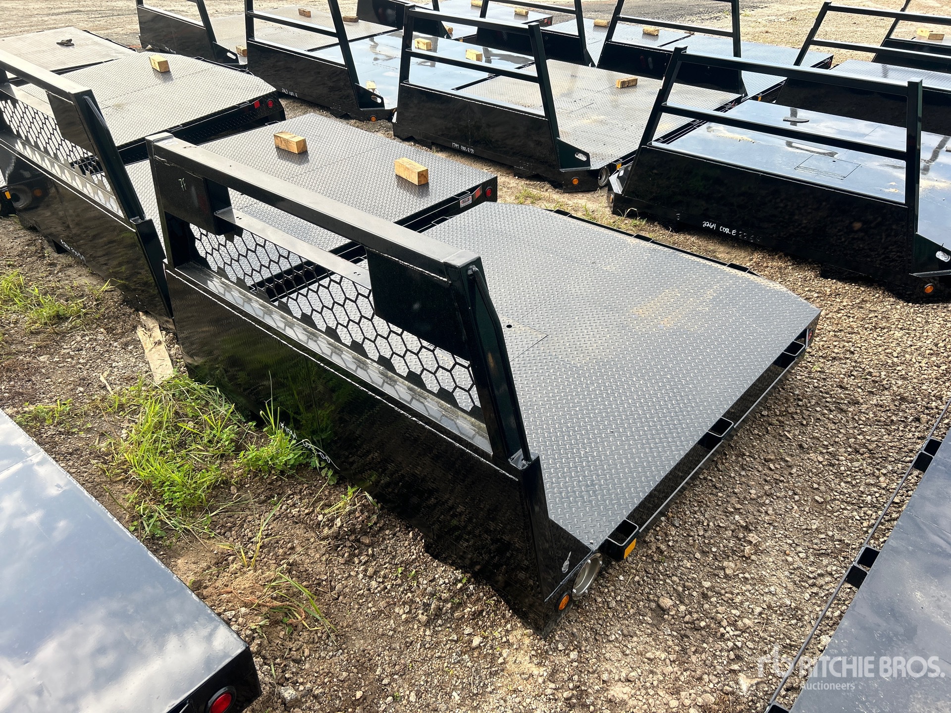 Diamond Plate Truck Flatbed Body (Unused)