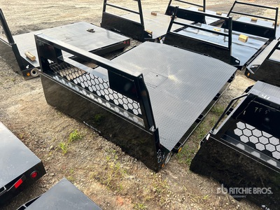 Diamond Plate Plateau Ridelle pour Camion (Unused)