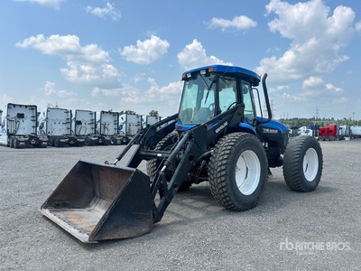 2002 New Holland TV140 جرار ثنائي الاتجاه