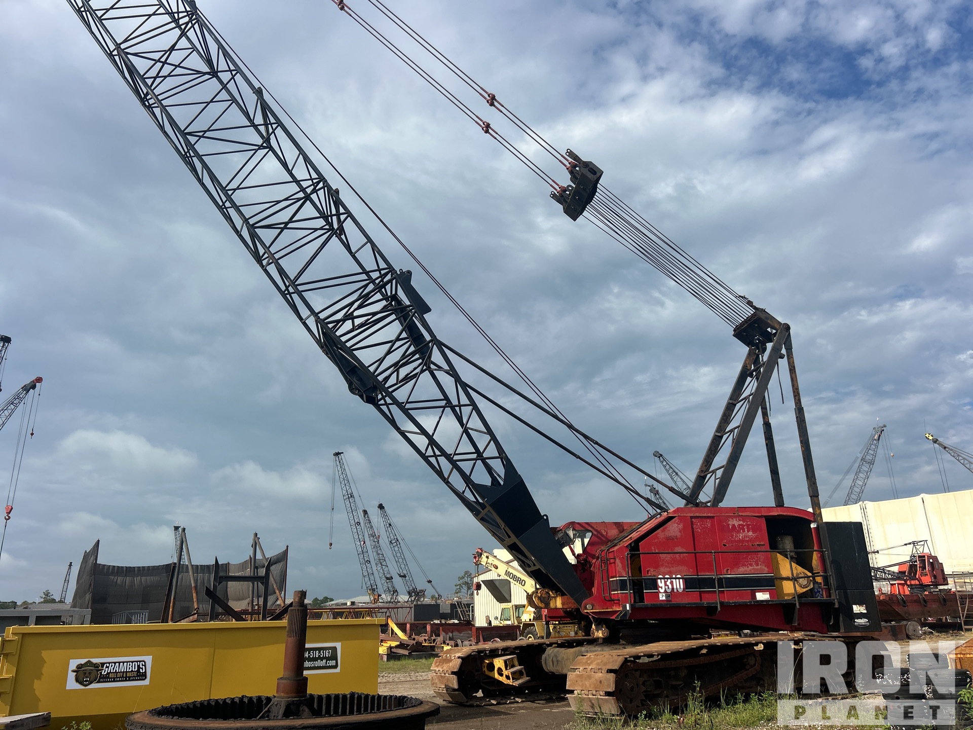 1977 American 9310 225 ton Lattice-Boom Crawler Crane
