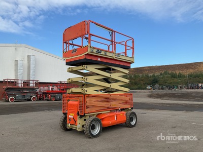 JLG M4069 Scissor Lift