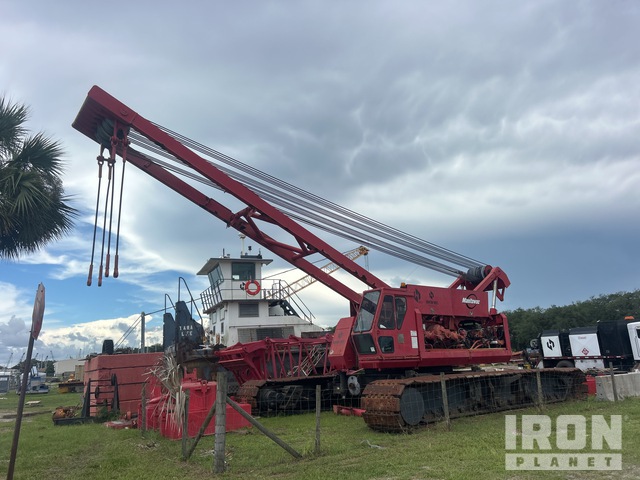 1999 Manitowoc 888 230 ton Lattice-Boom Crawler Crane