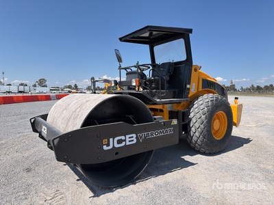 2014 JCB VM15J3 Rodillo / Walzenzug mit Glattmantelbandage