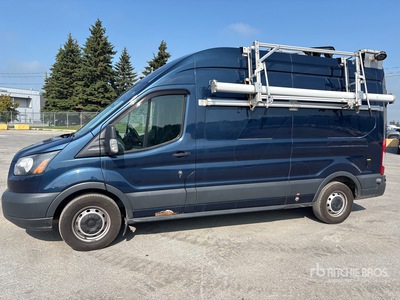 2018 Ford Transit 350 4x2 Utility Truck
