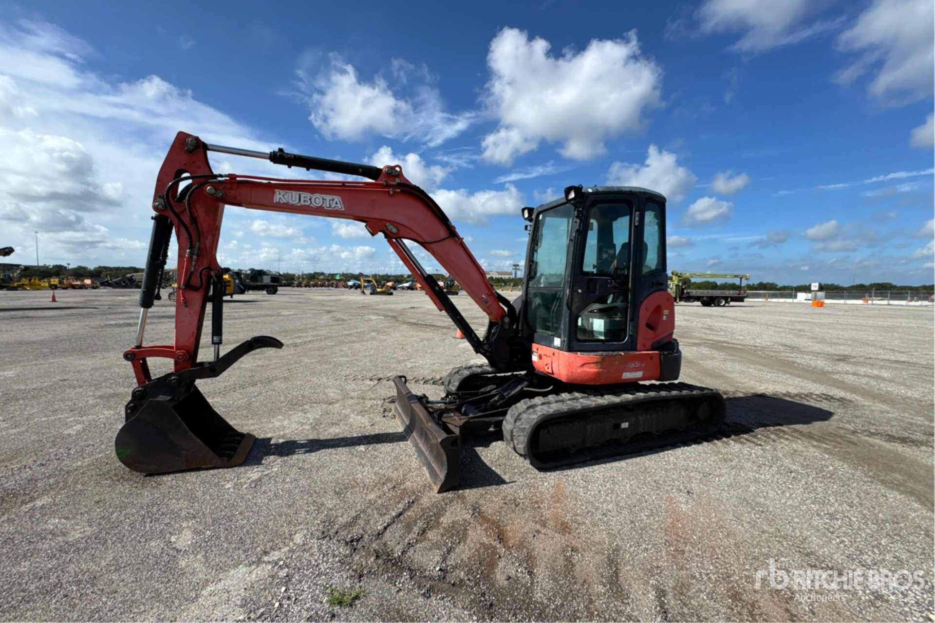 2016 Kubota U55-4R3AP Mini Excavator