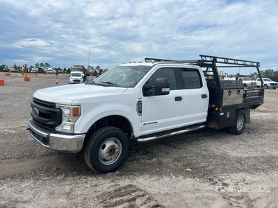 2020 Ford F-350 4x4 Crew Cab Camion à Plateau