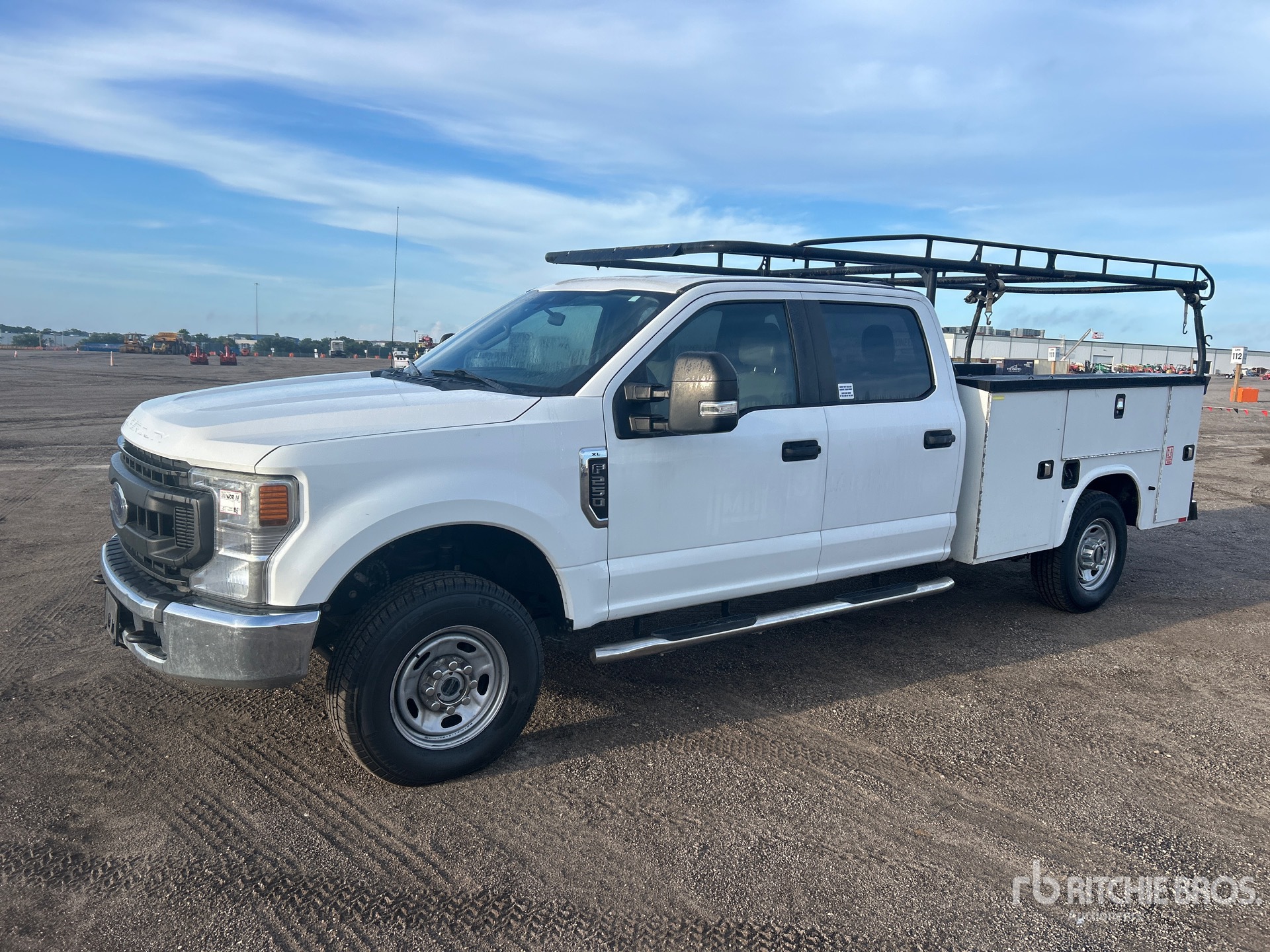 2020 Ford F-250 4x4 Utility Truck