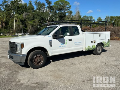 2019 Ford F-250 XL 4x2 Extended Cab شاحنة متعددة الاغراض