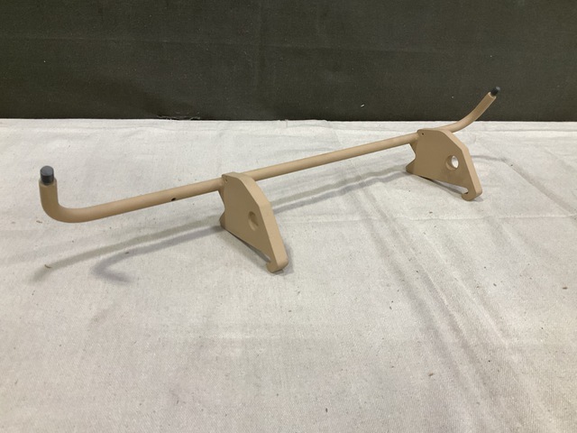 (114) BAE Systems 7324051 Latch Bars