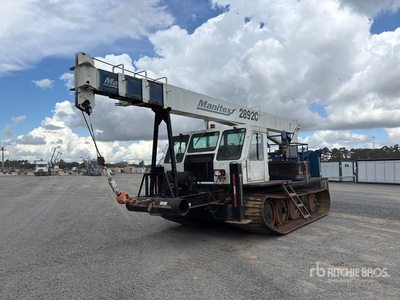 Bombardier B15T Crawler Carrier Crane w/ Manitex 2892 28 t