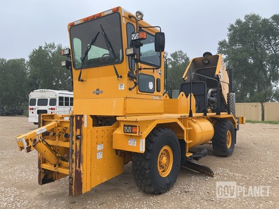 2000 Oshkosh H-27 23-G1 Snow Plow Truck
