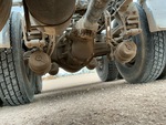 Underbody with Center Drive Axle