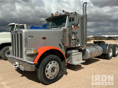 2015 Peterbilt 389 6x4 T/A Day Cab Truck Tractor