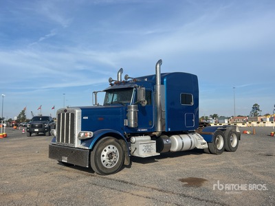 2015 Peterbilt 389 6x4 Ciągnik siodłowy T/A z kabiną sypialną (Glider Kit)