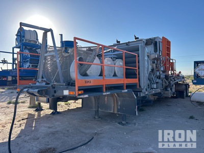 2010 Pratt Industries 44 ft Double Triplex Bomba frac