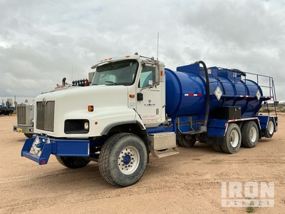 2006 International 5600i 1600 gal 6x4 Camion à eau