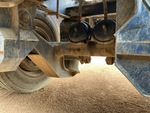 Underbody with Non-Driven Rear Drop Axle