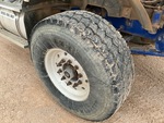 Underbody with Right Steer Tire