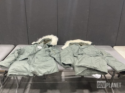 (12) Extreme Cold Weather Parkas