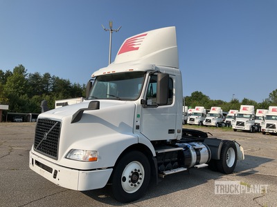 2016 Volvo VNM 4x2 S/A Day Cab Truck Tractor