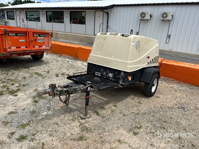 2011 Doosan Infracore C185WKUB-T4I 185 cfm Mobile Luftkompressor
