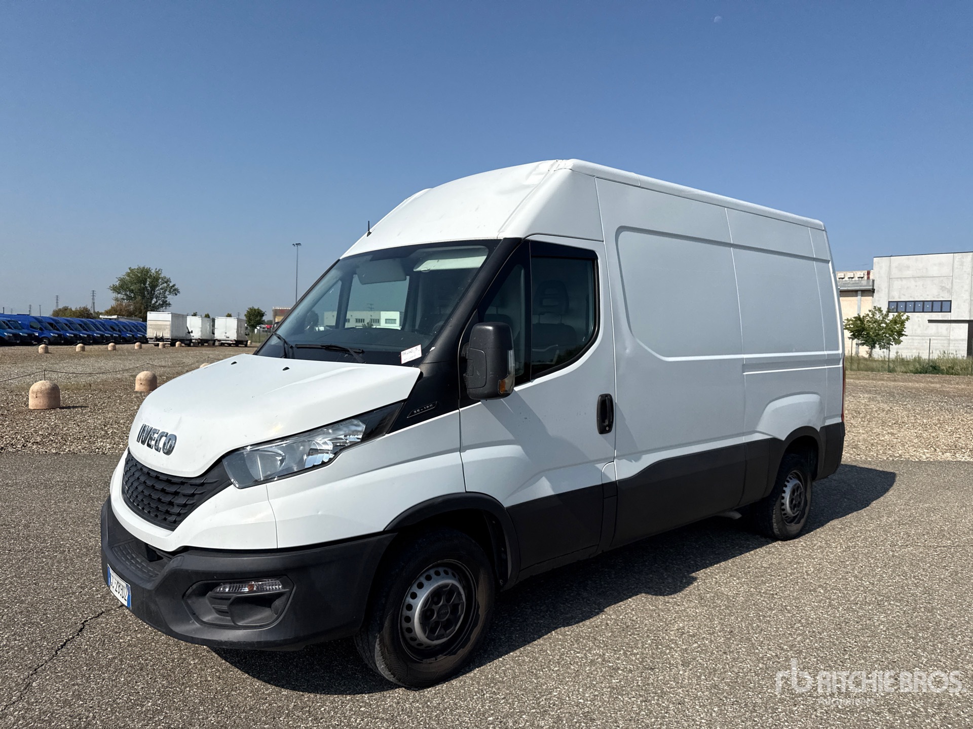 2020 Iveco Daily 35-120 Cargo Van