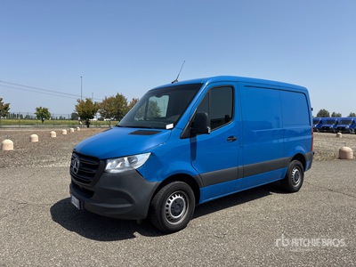 2024 Mercedes-Benz Sprinter 211 CDi Cargo Van