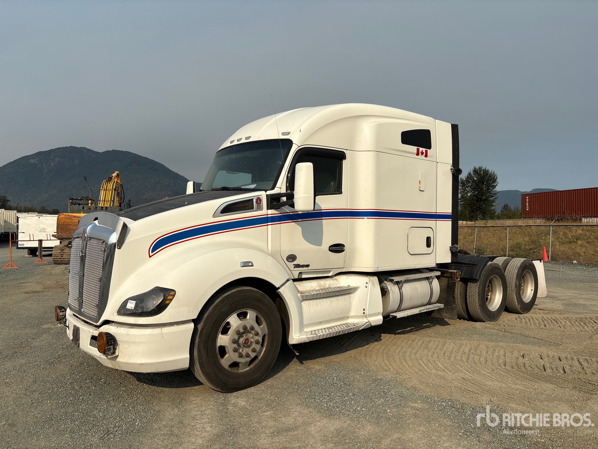 2019 Kenworth T680 6x4 T/A Sleeper Truck Tractor
