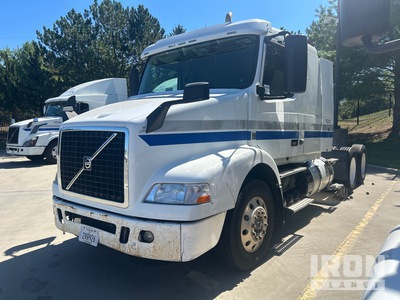 2015 Volvo VNR 6x4 T/A Sleeper Truck Tractor