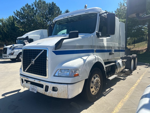 2015 Volvo VNM 6x4 T/A Sleeper Truck Tractor