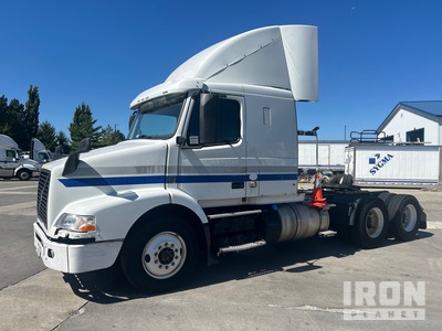2017 Volvo VNR 6x4 T/A Sleeper Truck Tractor